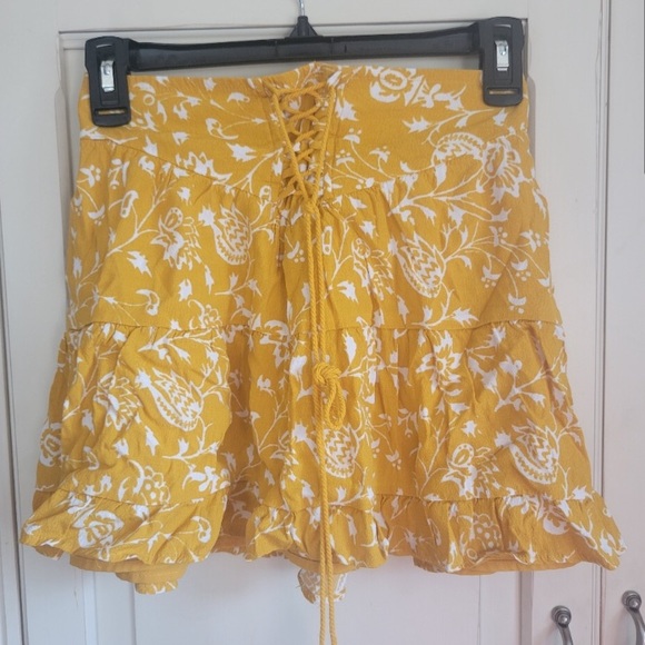 Forever 21 Dresses & Skirts - 4 for $20/Yellow Floral forever 21 skirt